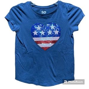 SO Girls Flip Sequin Short Sleeve Top Size Medium Blue Patriotic Stars & Stripes